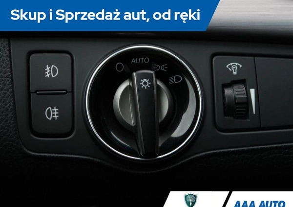 Hyundai i40 cena 52000 przebieg: 142721, rok produkcji 2016 z Krzeszowice małe 379